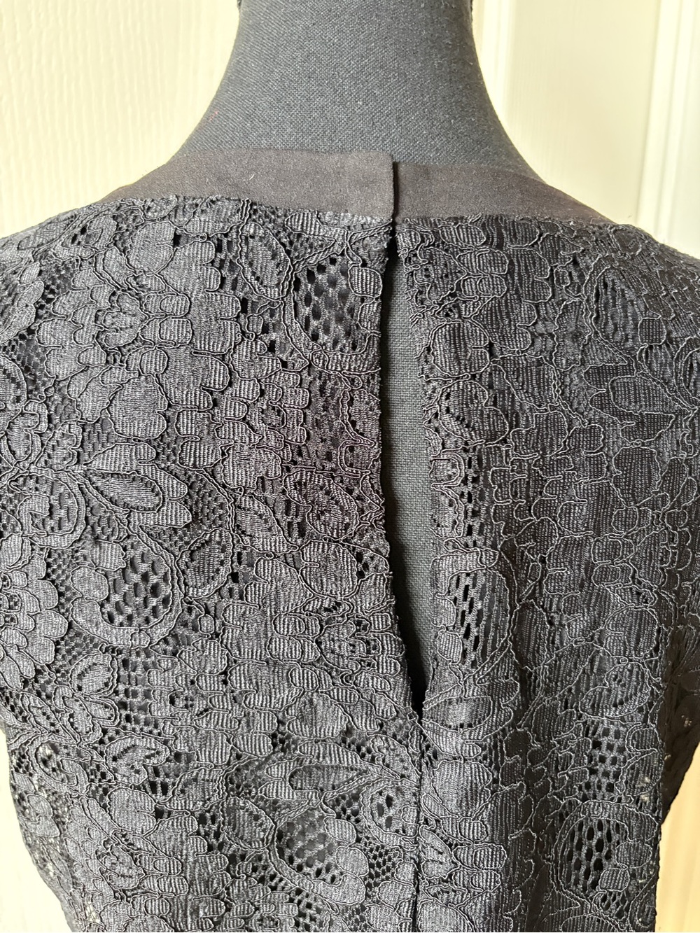 BCBG Black Lace Sleeveless Top - Picture 3 of 4